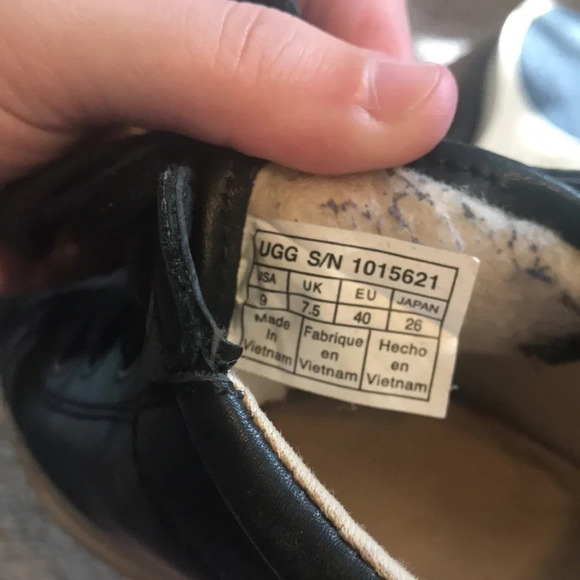 Ugg Sneakers - Picture 7 of 8